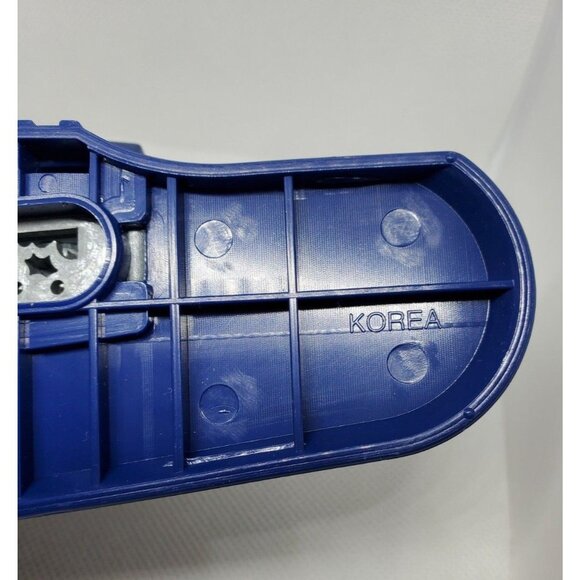 Vintage Fiskars Leaf Design Paper Punch – Perfect for Scrapbooking - Picture 6 of 9